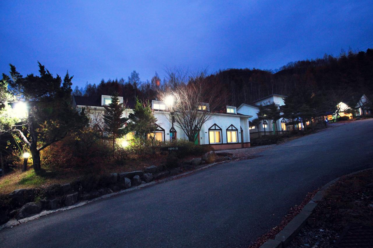 Pyeongchang Iris Pension Екстериор снимка